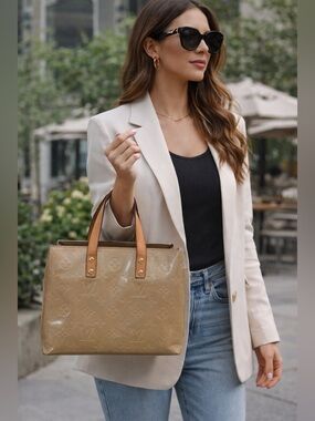 Louis Vuitton Monogram Vernis Patent Leather